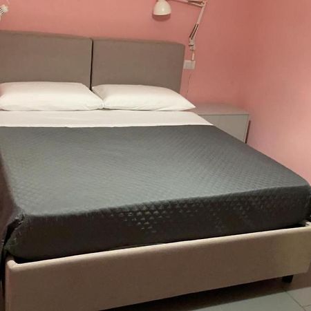 Bbnapl'Est Hotell Neapel Exteriör bild